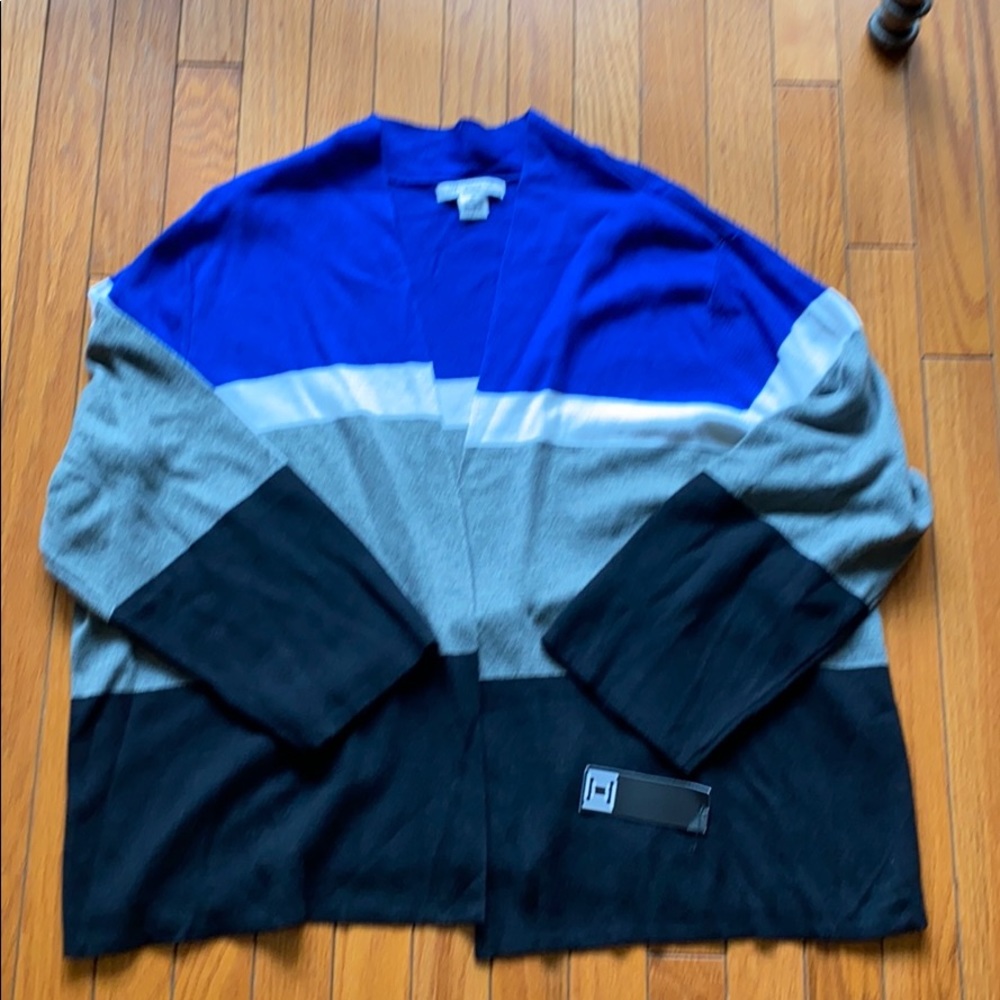 NWT Liz Claiborne sweater